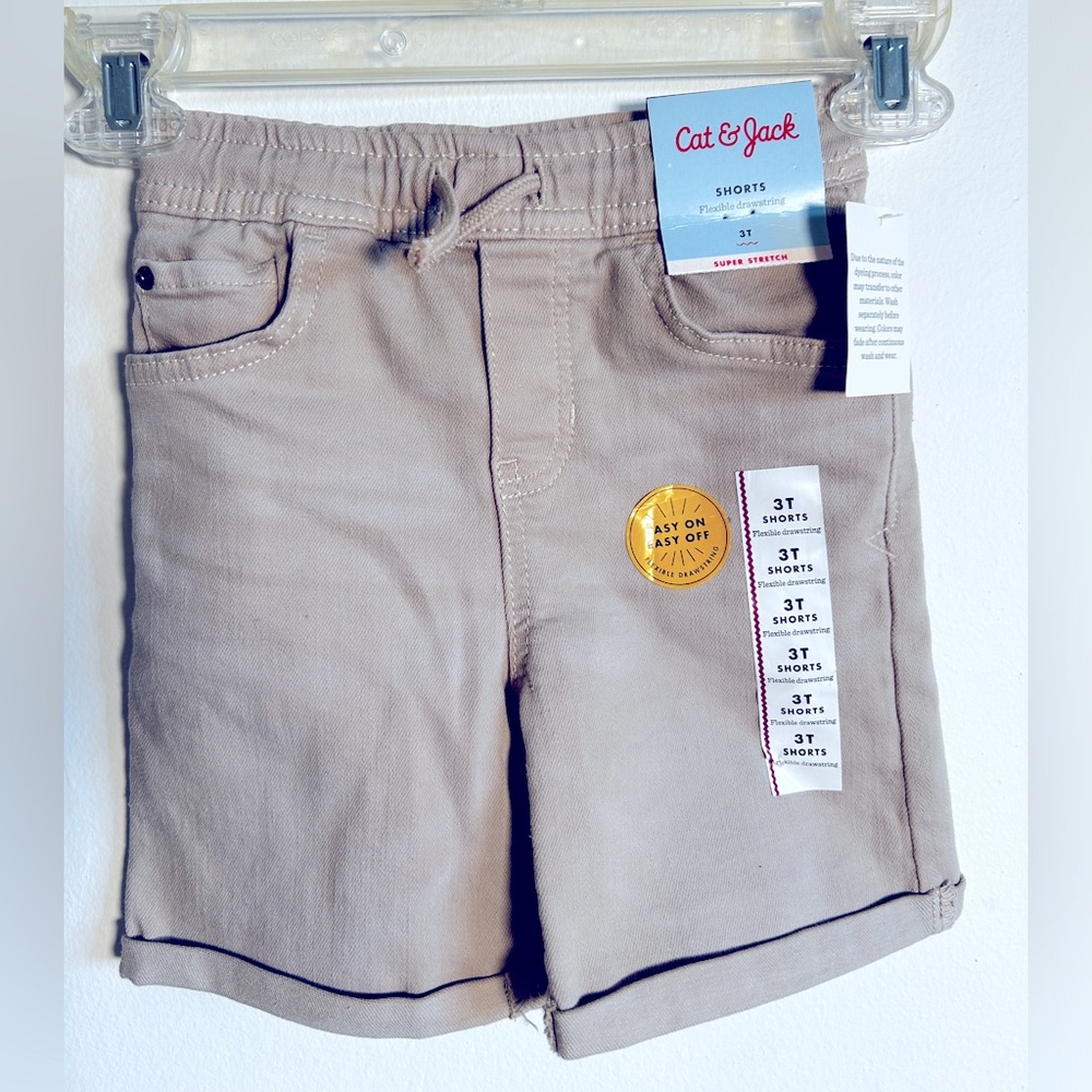 CAT & JACK KHAKI DRAWSTRING SHORTS NWT